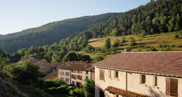 Shutterstock 2506636643