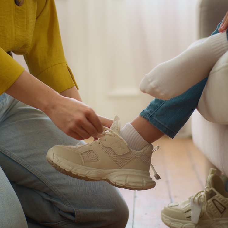 Shutterstock 2517180699